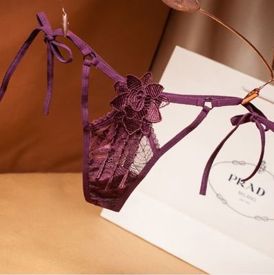 Gabelung G - der sexy Schlüpfer der Schnur Damen-Unterwäsche-Schlüpfer-Stickerei-Frau
