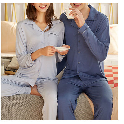 Fasern schnüren sich Gewebe-Frauen-Pyjama-Sleepwear gestricktes Schlaf-Abnutzungs-Haus