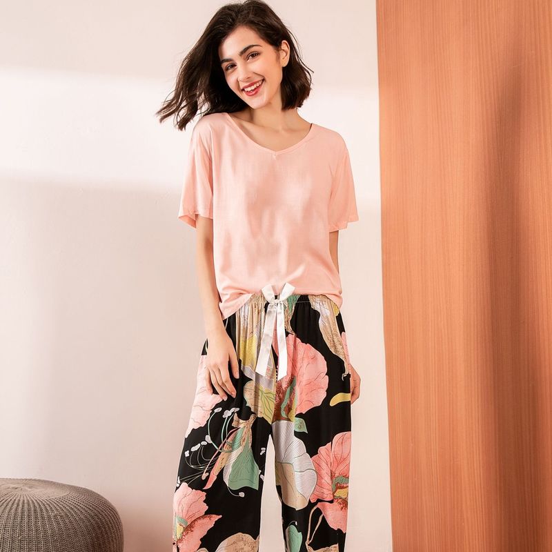 Der Frauen-3XL Seiden-Nachtanzug Pyjamas Sleepwear-62cm XS 2XL für Damen