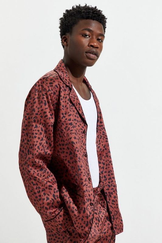 Kragen kontrastieren das Polyester-Pyjamas Sleepwear der Seiden-Satin-Pyjama-Männer langärmligen