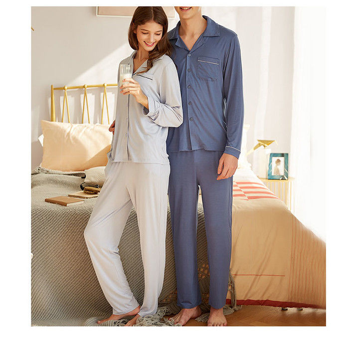 Fasern schnüren sich Gewebe-Frauen-Pyjama-Sleepwear gestricktes Schlaf-Abnutzungs-Haus