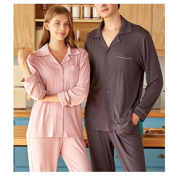 Fasern schnüren sich Gewebe-Frauen-Pyjama-Sleepwear gestricktes Schlaf-Abnutzungs-Haus