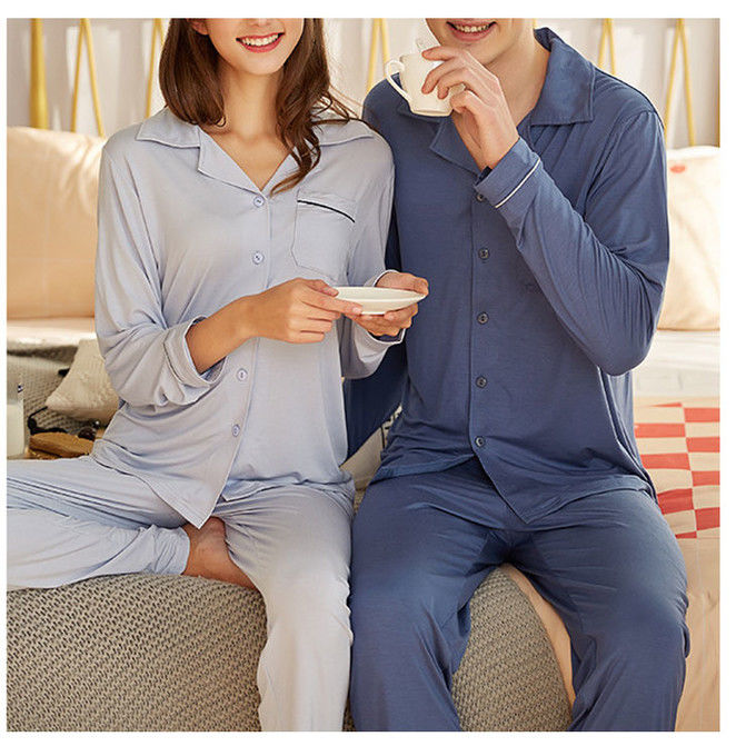 Fasern schnüren sich Gewebe-Frauen-Pyjama-Sleepwear gestricktes Schlaf-Abnutzungs-Haus